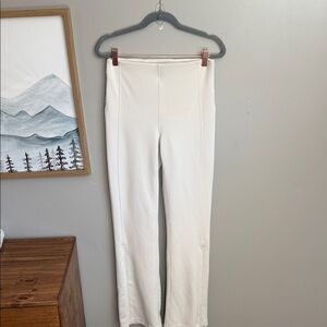 Lululemon Brushed Cream Softstreme Ribbed Zip Flared Pant Size 6